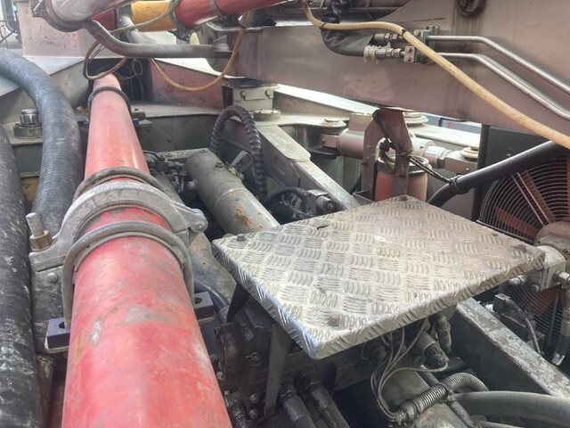 日野プロフィアコンクリートポンプ車大型（10t）[写真12]