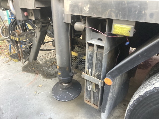 日野プロフィアコンクリートポンプ車大型（10t）[写真20]