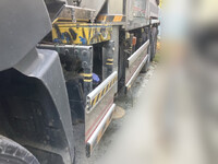 日野プロフィアコンクリートポンプ車大型（10t）[写真22]