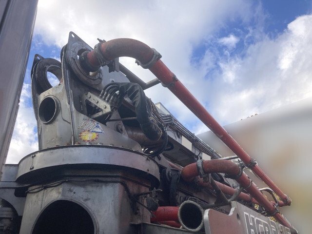 日野プロフィアコンクリートポンプ車大型（10t）[写真05]