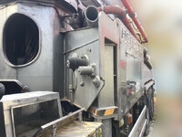 日野プロフィアコンクリートポンプ車大型（10t）[写真08]