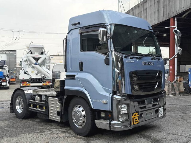 中古トレーラーヘッド（トラクターヘッド）・トレーラ－（セミ