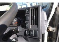 いすゞエルフアルミバン小型（2t・3t）[写真34]