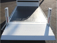 日野デュトロ平ボディ小型（2t・3t）[写真23]