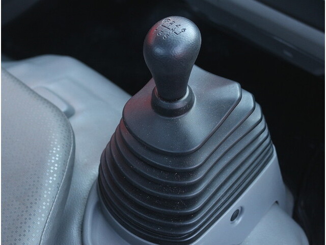 日野デュトロ平ボディ小型（2t・3t）[写真35]