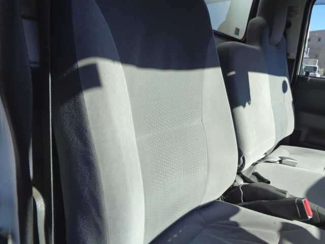 いすゞエルフアルミバン小型（2t・3t）[写真18]