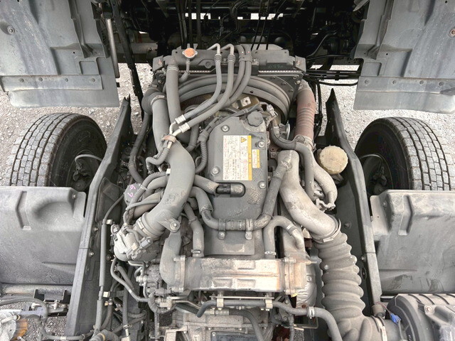 UDトラックスコンドルアルミウイング中型（4t）[写真15]