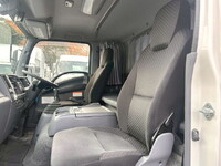 UDトラックスコンドルアルミウイング中型（4t）[写真19]