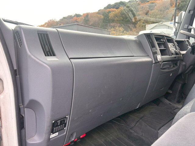 UDトラックスコンドルアルミウイング中型（4t）[写真19]