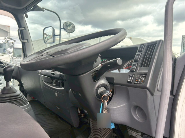 UDトラックスコンドルアルミウイング中型（4t）[写真20]