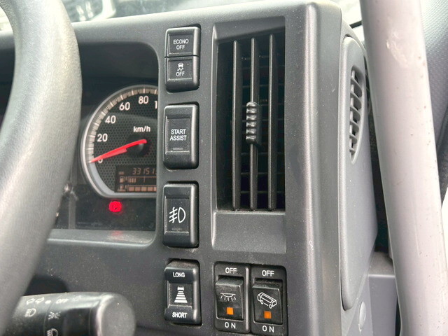 UDトラックスコンドルアルミウイング中型（4t）[写真26]