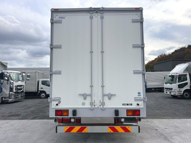 UDトラックスコンドルアルミウイング中型（4t）[写真03]