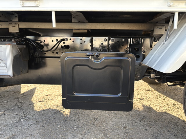 トヨタダイナ平ボディ小型（2t・3t）[写真13]