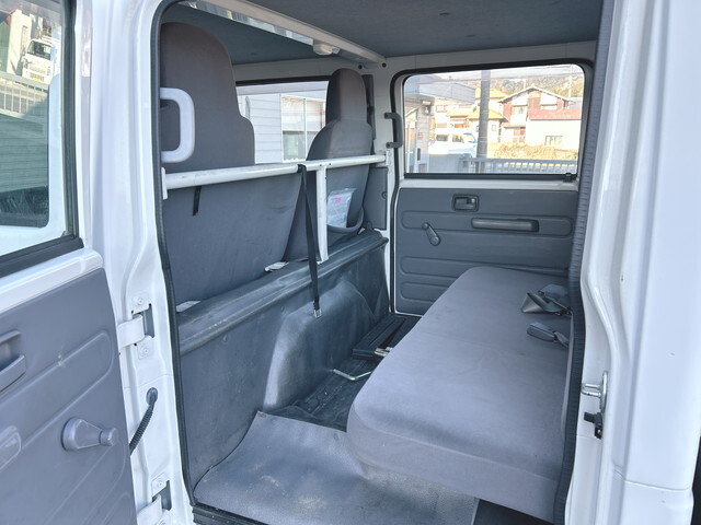 マツダタイタンダブルキャブ（Wキャブ）小型（2t・3t）[写真27]