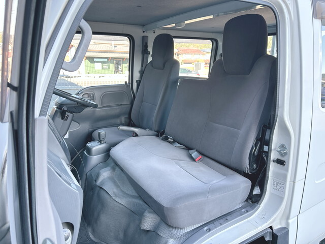 マツダタイタンダブルキャブ（Wキャブ）小型（2t・3t）[写真32]