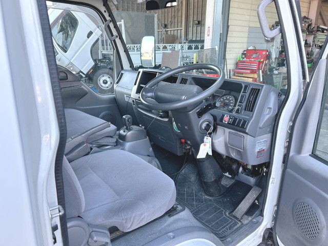 マツダタイタンダブルキャブ（Wキャブ）小型（2t・3t）[写真34]