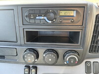 三菱ふそうキャンターアルミブロック小型（2t・3t）[写真21]