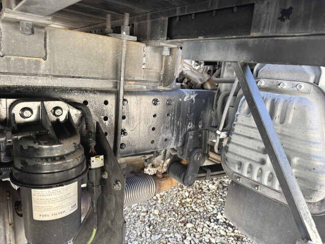 三菱ふそうキャンターアルミブロック小型（2t・3t）[写真30]