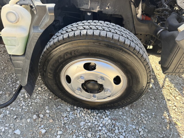 三菱ふそうキャンターアルミブロック小型（2t・3t）[写真33]