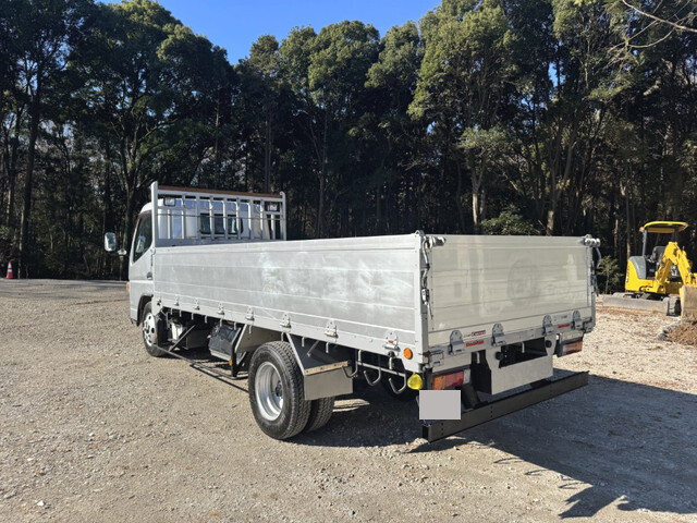 三菱ふそうキャンターアルミブロック小型（2t・3t）[写真04]