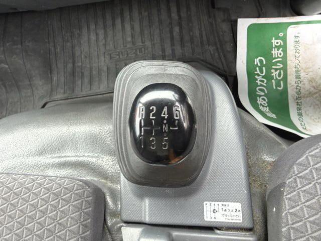 いすゞエルフ冷凍車（冷蔵車）小型（2t・3t）[写真11]