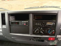 いすゞエルフ冷凍車（冷蔵車）小型（2t・3t）[写真13]