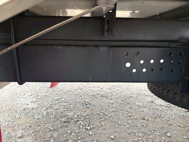 いすゞエルフ冷凍車（冷蔵車）小型（2t・3t）[写真19]