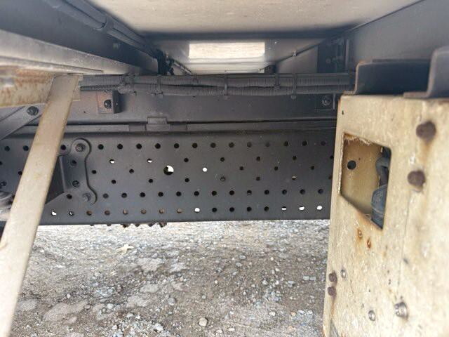 いすゞエルフ冷凍車（冷蔵車）小型（2t・3t）[写真21]