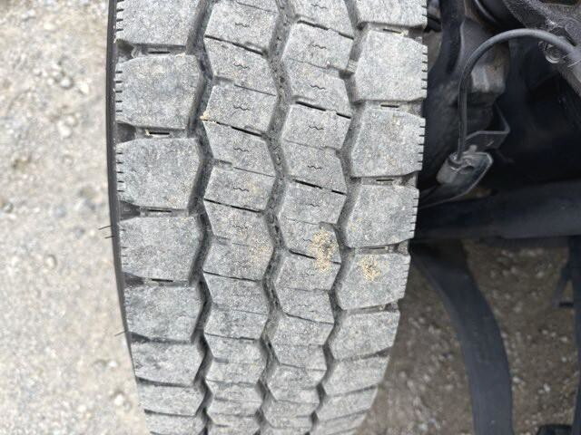 いすゞエルフ冷凍車（冷蔵車）小型（2t・3t）[写真26]