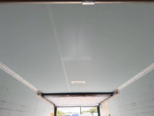 いすゞエルフ冷凍車（冷蔵車）小型（2t・3t）[写真31]