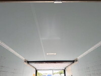 いすゞエルフ冷凍車（冷蔵車）小型（2t・3t）[写真32]