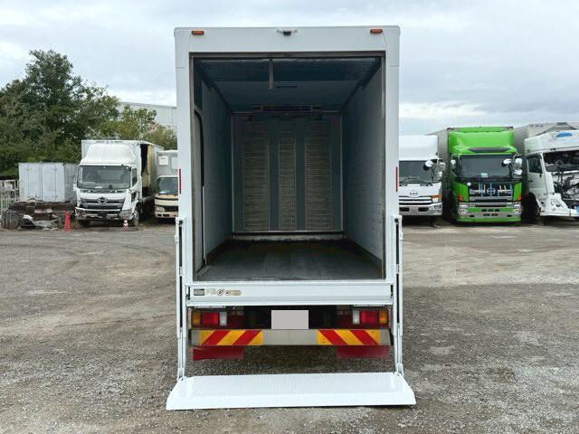 いすゞエルフ冷凍車（冷蔵車）小型（2t・3t）[写真37]