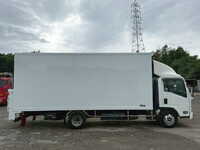 いすゞエルフ冷凍車（冷蔵車）小型（2t・3t）[写真05]