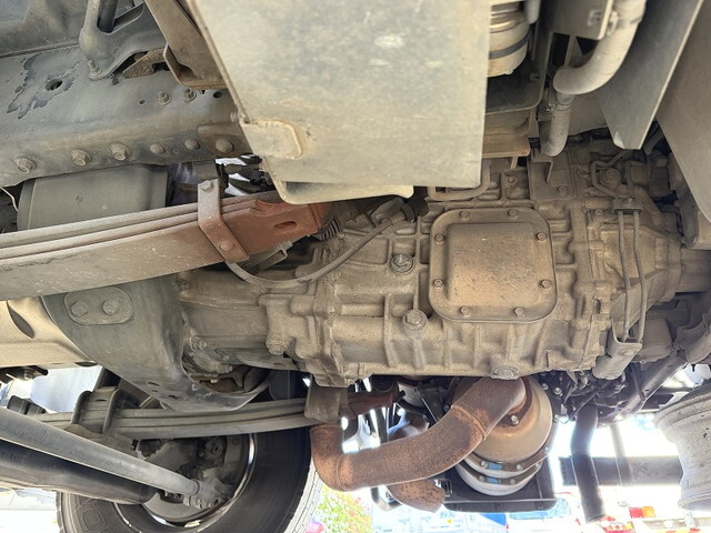 日野プロフィアトレーラーヘッド（トラクターヘッド）大型（10t）[写真13]