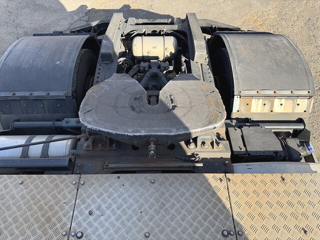 日野プロフィアトレーラーヘッド（トラクターヘッド）大型（10t）[写真22]