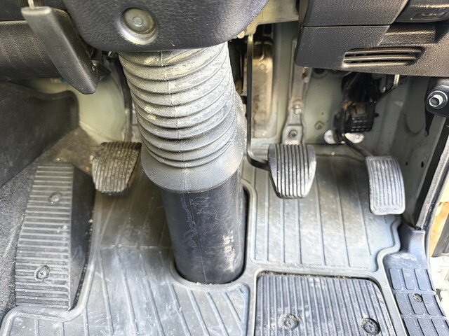 日野プロフィアトレーラーヘッド（トラクターヘッド）大型（10t）[写真29]