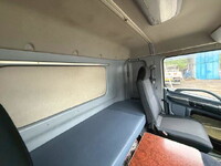 日野プロフィアセルフローダー大型（10t）[写真14]