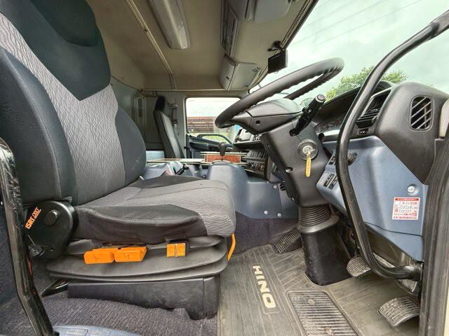 日野プロフィアセルフローダー大型（10t）[写真18]