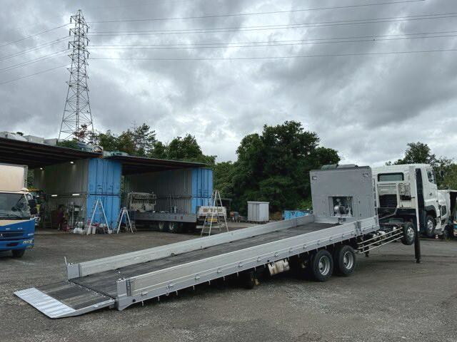 日野プロフィアセルフローダー大型（10t）[写真02]