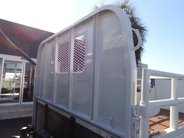 いすゞエルフ平ボディ小型（2t・3t）[写真18]