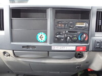 いすゞエルフ平ボディ小型（2t・3t）[写真32]