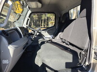 三菱ふそうキャンター平ボディ小型（2t・3t）[写真22]