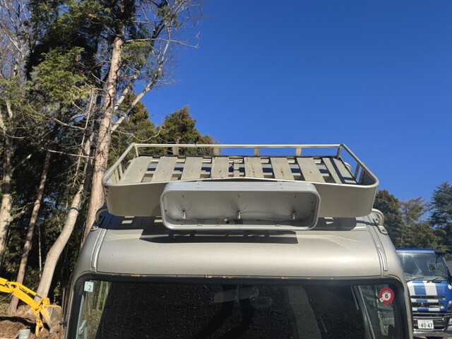 三菱ふそうキャンター平ボディ小型（2t・3t）[写真25]