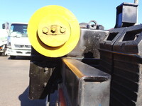 三菱ふそうキャンターコンテナ専用車小型（2t・3t）[写真21]