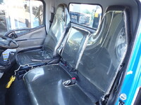 三菱ふそうキャンターコンテナ専用車小型（2t・3t）[写真36]