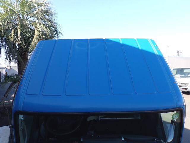 三菱ふそうキャンターコンテナ専用車小型（2t・3t）[写真37]