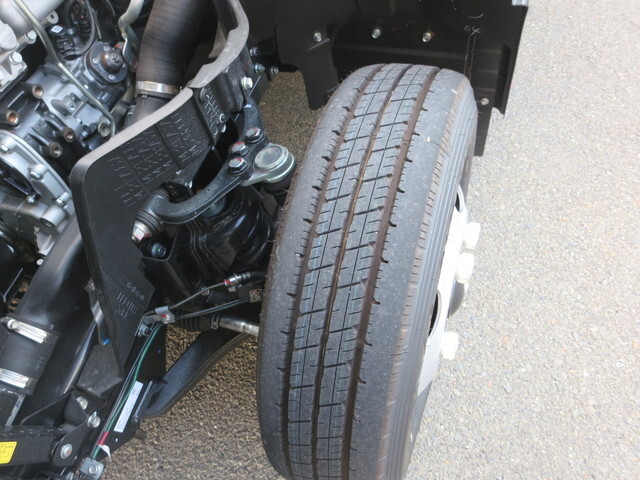 三菱キャンター平ボディ小型（2t・3t）[写真17]