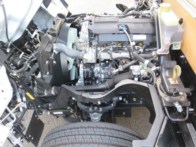 三菱キャンター平ボディ小型（2t・3t）[写真23]