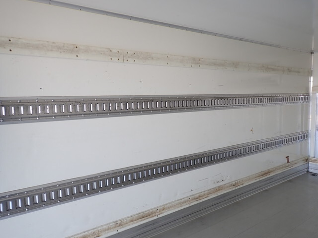 三菱ふそうファイター冷凍車（冷蔵車）中型（4t）[写真16]