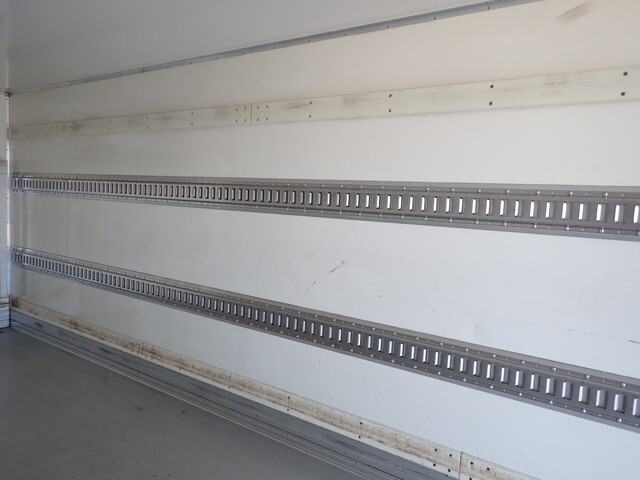 三菱ふそうファイター冷凍車（冷蔵車）中型（4t）[写真17]